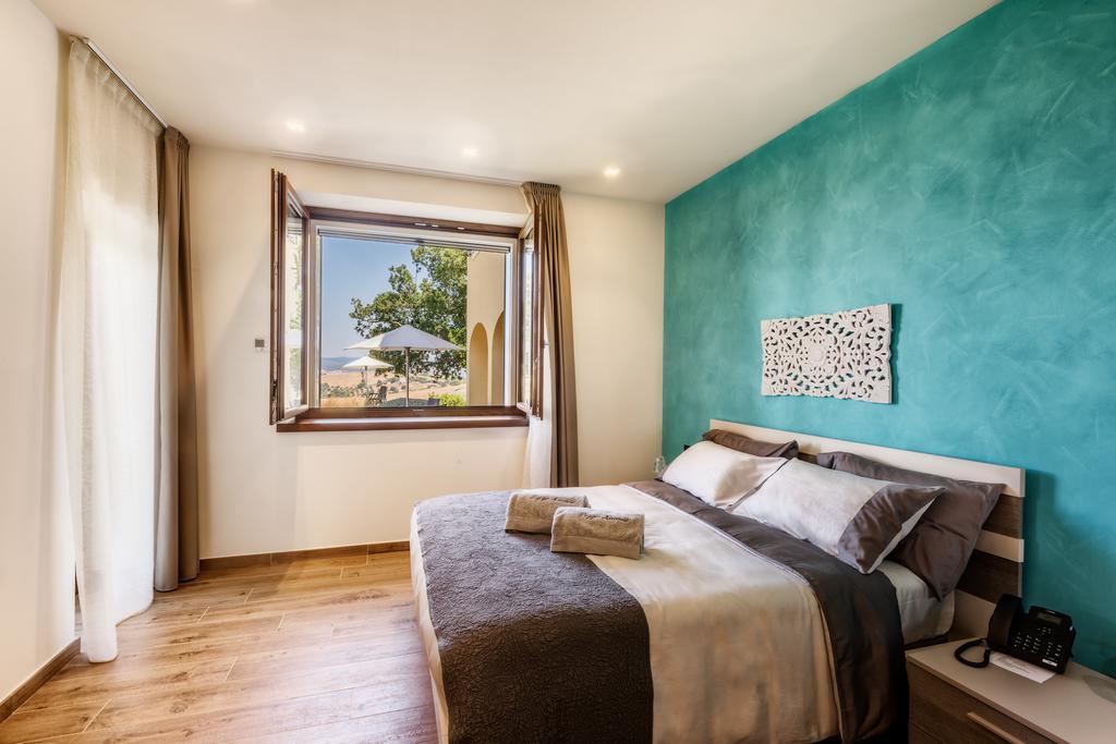 Agriturismo Poggio Mirabile มันชาโน ภายนอก รูปภาพ